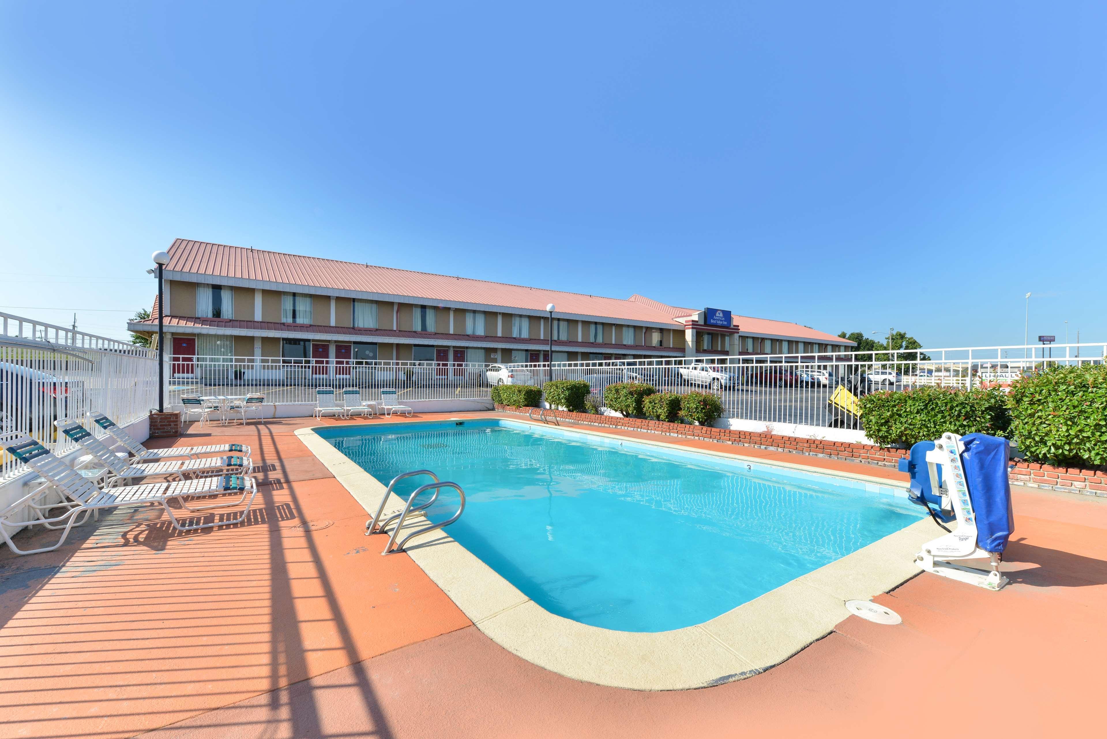 Americas Best Value Inn Tulsa I-44 Oakhurst Eksteriør bilde