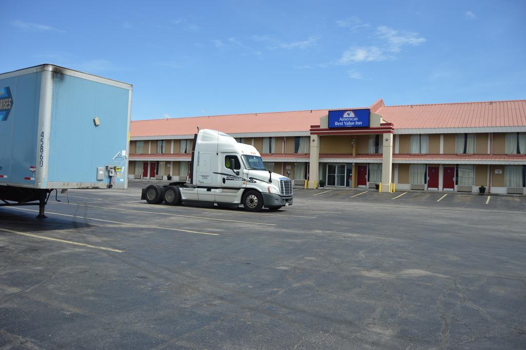 Americas Best Value Inn Tulsa I-44 Oakhurst Eksteriør bilde