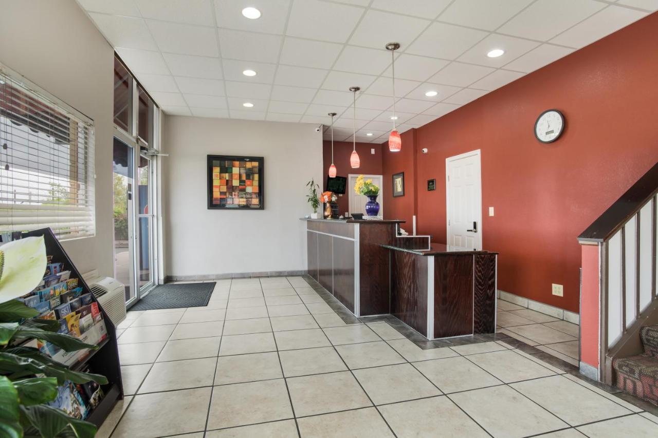 Americas Best Value Inn Tulsa I-44 Oakhurst Eksteriør bilde